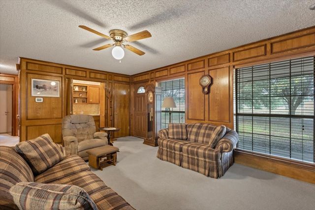 8991 County Road 156, Kaufman, TX 75142