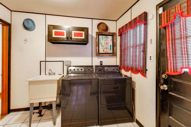 9012 S 50th Avenue S, Oak Lawn, IL 60453