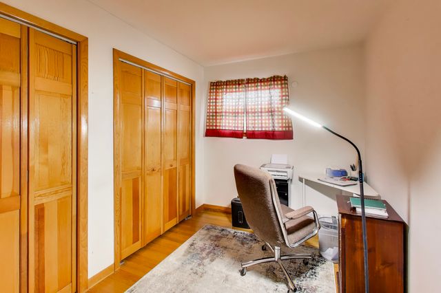 9012 S 50th Avenue S, Oak Lawn, IL 60453