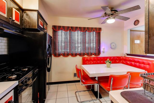 9012 S 50th Avenue S, Oak Lawn, IL 60453