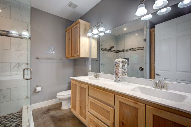 1774 County Road 3562, Dike, TX 75437