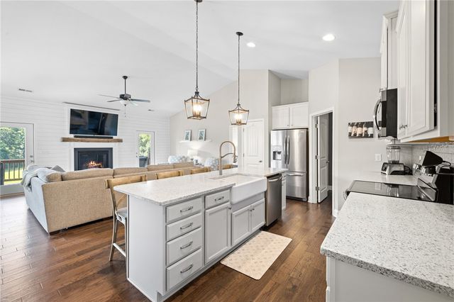 111 Jones Kelley Road, Travelers Rest, SC 29690