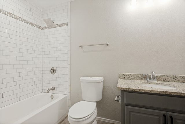 11812 Gold Creek Drive E, Fort Worth, TX 76244