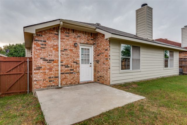 11812 Gold Creek Drive E, Fort Worth, TX 76244