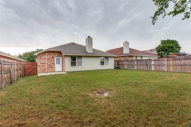 11812 Gold Creek Drive E, Fort Worth, TX 76244