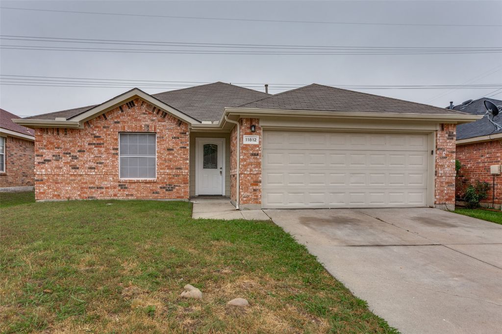 11812 Gold Creek Drive E, Fort Worth, TX 76244