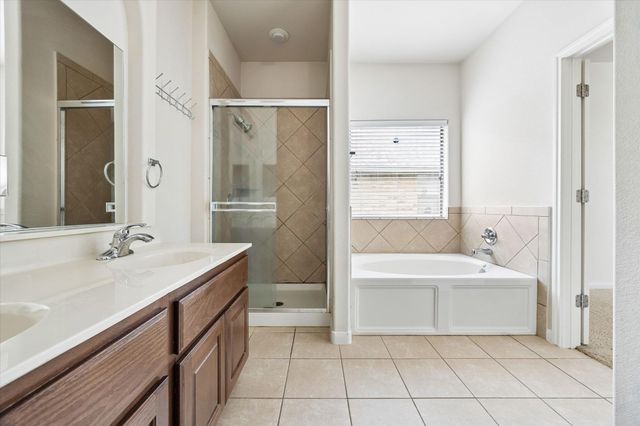 206 Saddle Ridge DR, Cedar Park, TX 78613