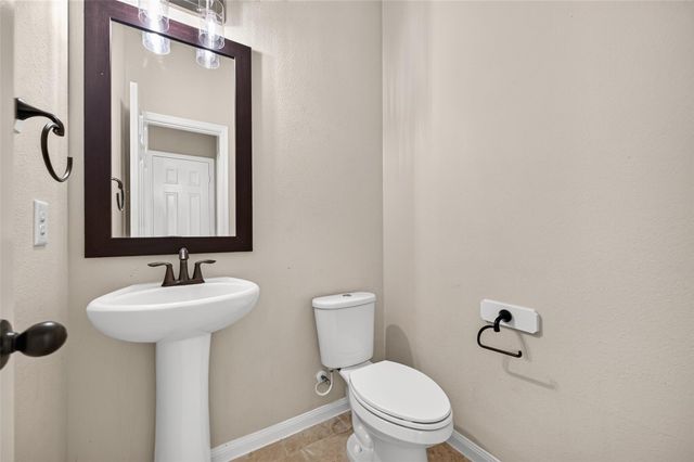 9539 Alabaster Oaks Lane, Humble, TX 77396