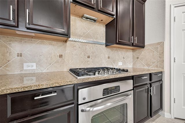 9539 Alabaster Oaks Lane, Humble, TX 77396