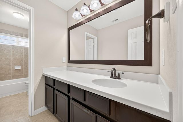 9539 Alabaster Oaks Lane, Humble, TX 77396