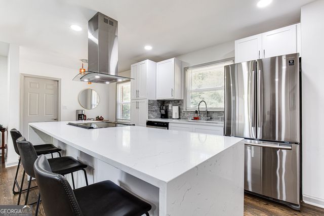 1300 WICHITA Drive, Atlanta, GA 30311