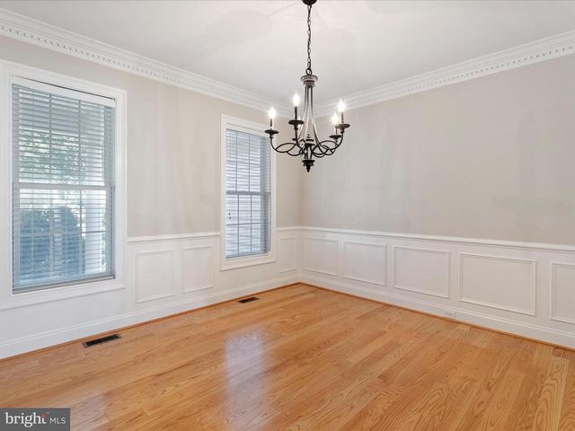 300 EARLY DR, Berryville, VA 22611