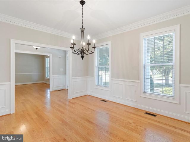 300 EARLY DR, Berryville, VA 22611