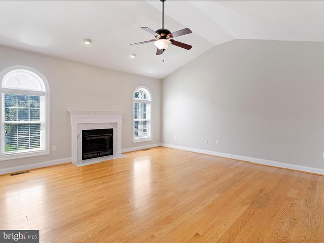300 EARLY DR, Berryville, VA 22611