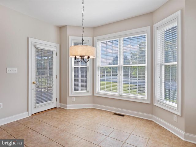 300 EARLY DR, Berryville, VA 22611