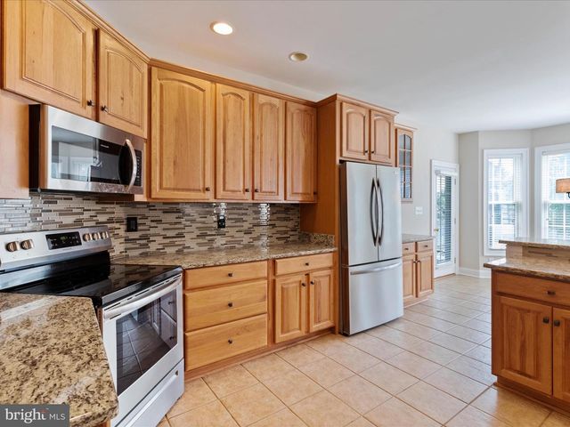 300 EARLY DR, Berryville, VA 22611