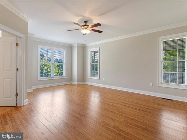 300 EARLY DR, Berryville, VA 22611
