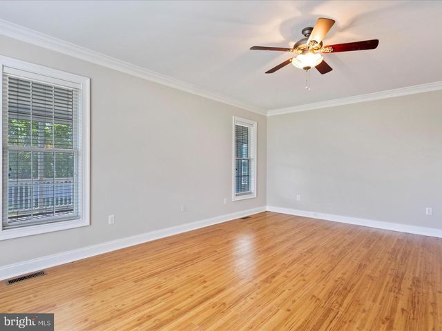 300 EARLY DR, Berryville, VA 22611