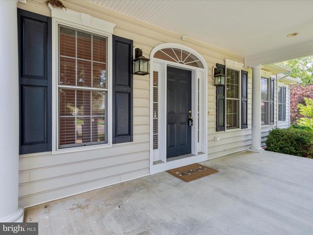 300 EARLY DR, Berryville, VA 22611