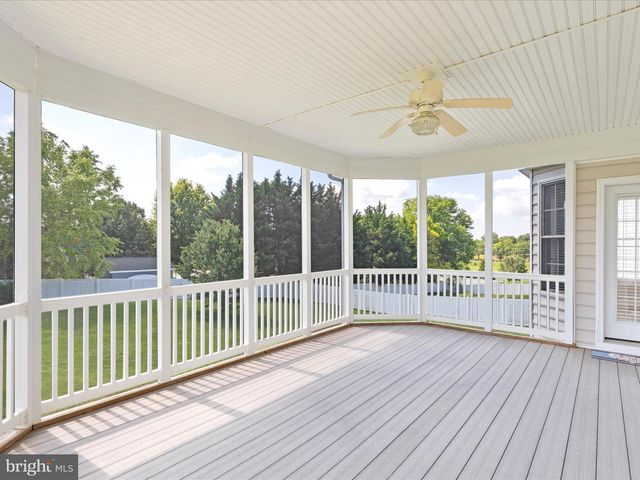 300 EARLY DR, Berryville, VA 22611