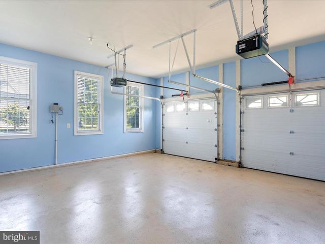 300 EARLY DR, Berryville, VA 22611
