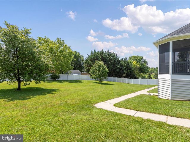 300 EARLY DR, Berryville, VA 22611