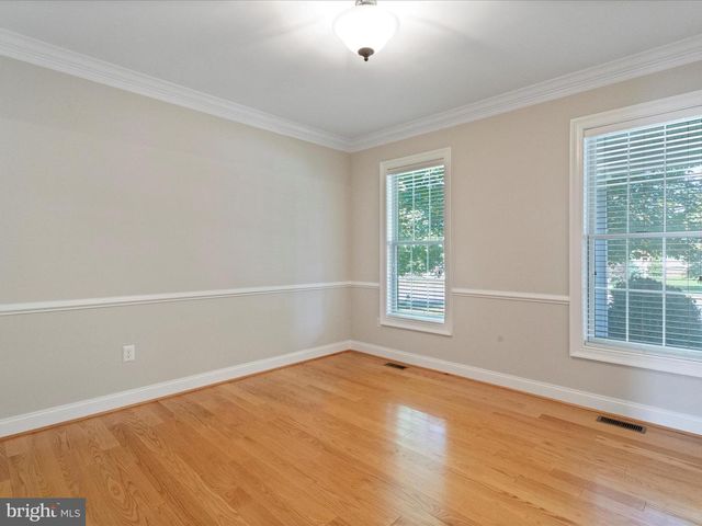 300 EARLY DR, Berryville, VA 22611