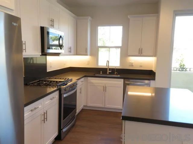 4382 Pacifica Way 5, Oceanside, CA 92056