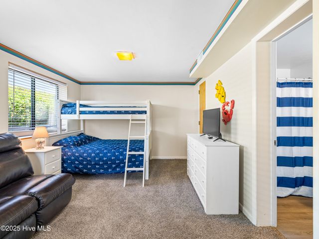 2602 S Shore Drive, Surf City, NC 28445