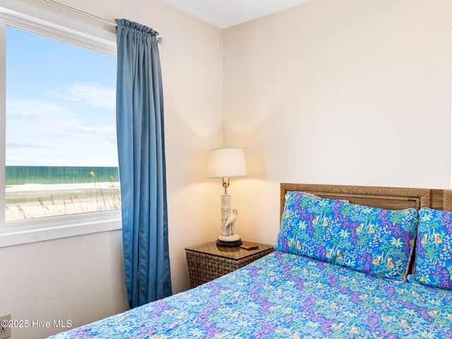 2602 S Shore Drive, Surf City, NC 28445