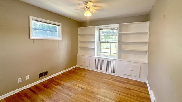 4010 W 63rd Street, Prairie Village, KS 66208