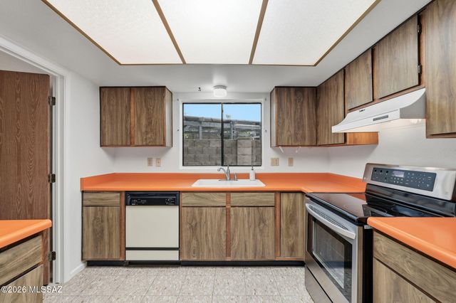 2431 W Placita Mateo, Tucson, AZ 85745