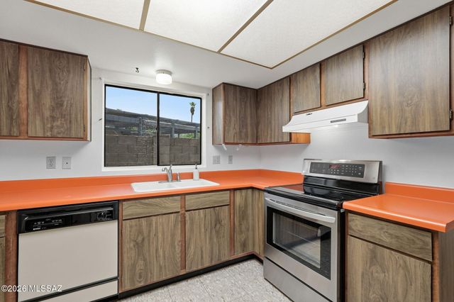 2431 W Placita Mateo, Tucson, AZ 85745