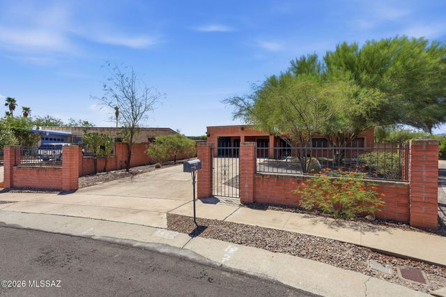 2431 W Placita Mateo, Tucson, AZ 85745