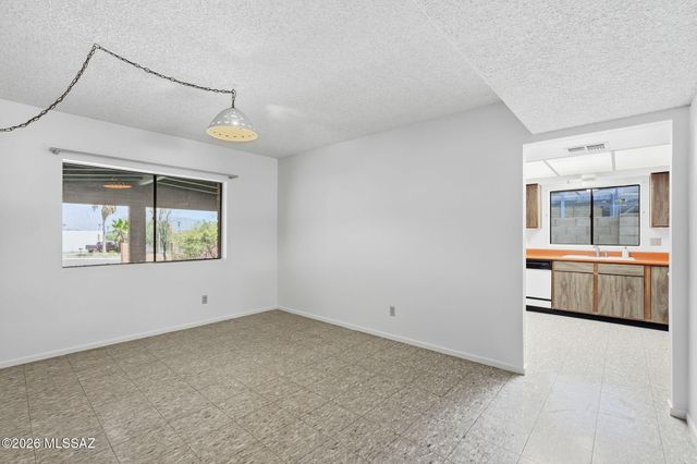2431 W Placita Mateo, Tucson, AZ 85745