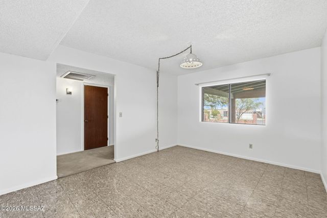 2431 W Placita Mateo, Tucson, AZ 85745