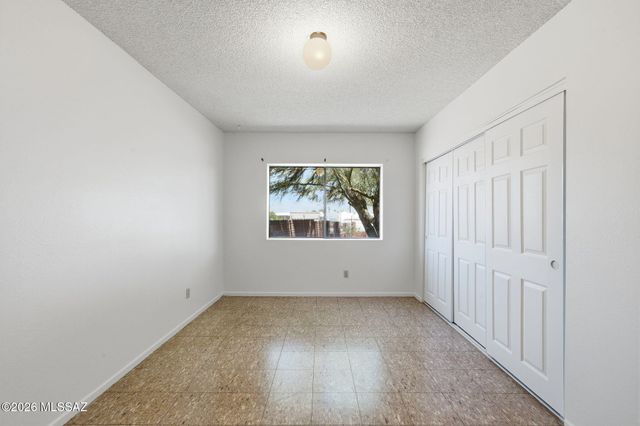 2431 W Placita Mateo, Tucson, AZ 85745