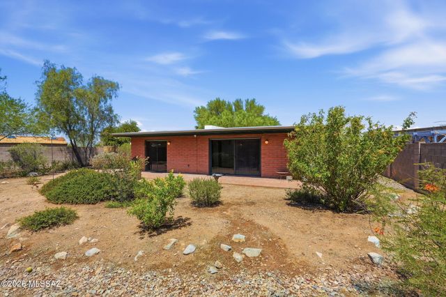 2431 W Placita Mateo, Tucson, AZ 85745