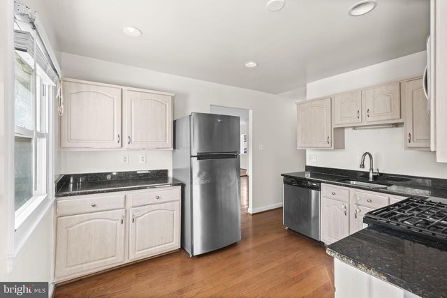 604 S BIRCH ST S, Sterling, VA 20164