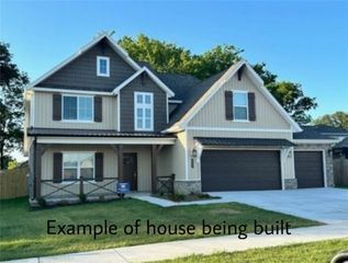 2016 Taylor Orchard Road, Gentry, AR 72734