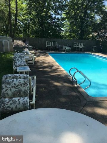 109 LONG LN, Voorhees, NJ 08043