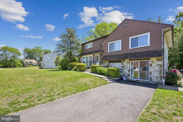 109 LONG LN, Voorhees, NJ 08043