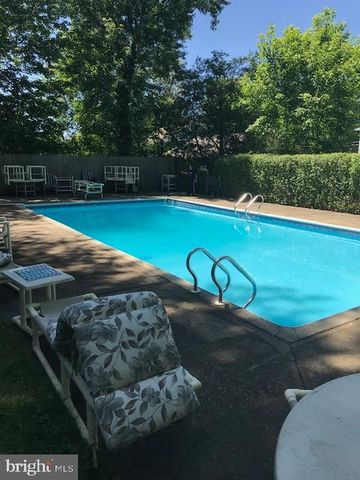 109 LONG LN, Voorhees, NJ 08043
