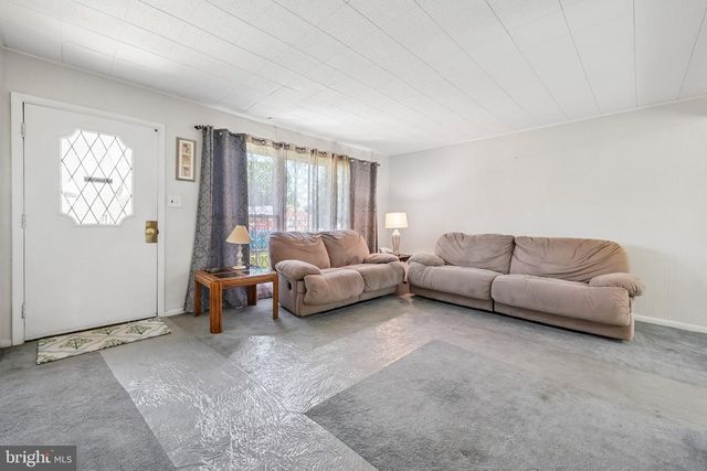 109 LONG LN, Voorhees, NJ 08043