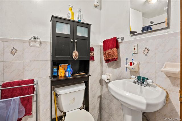1572 Bergen Street, Brooklyn, NY 11213
