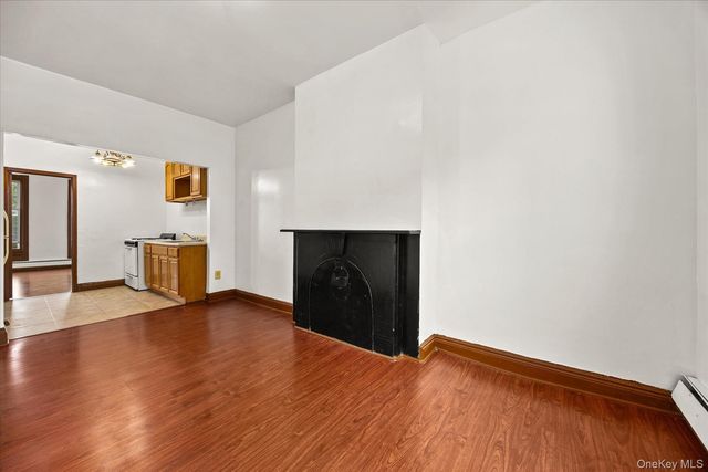 1572 Bergen Street, Brooklyn, NY 11213