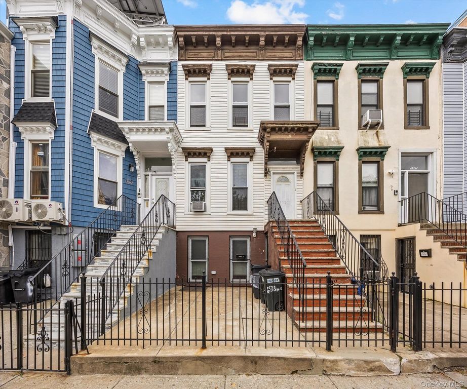 1572 Bergen Street, Brooklyn, NY 11213