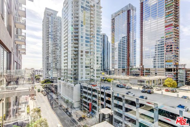 1100 S Hope Street 914, Los Angeles, CA 90015