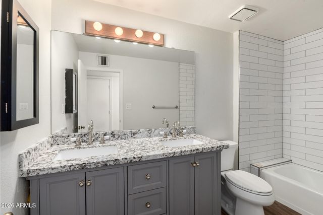 655 N Gentry Circle, Mesa, AZ 85213