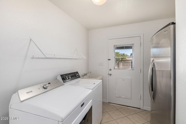 655 N Gentry Circle, Mesa, AZ 85213